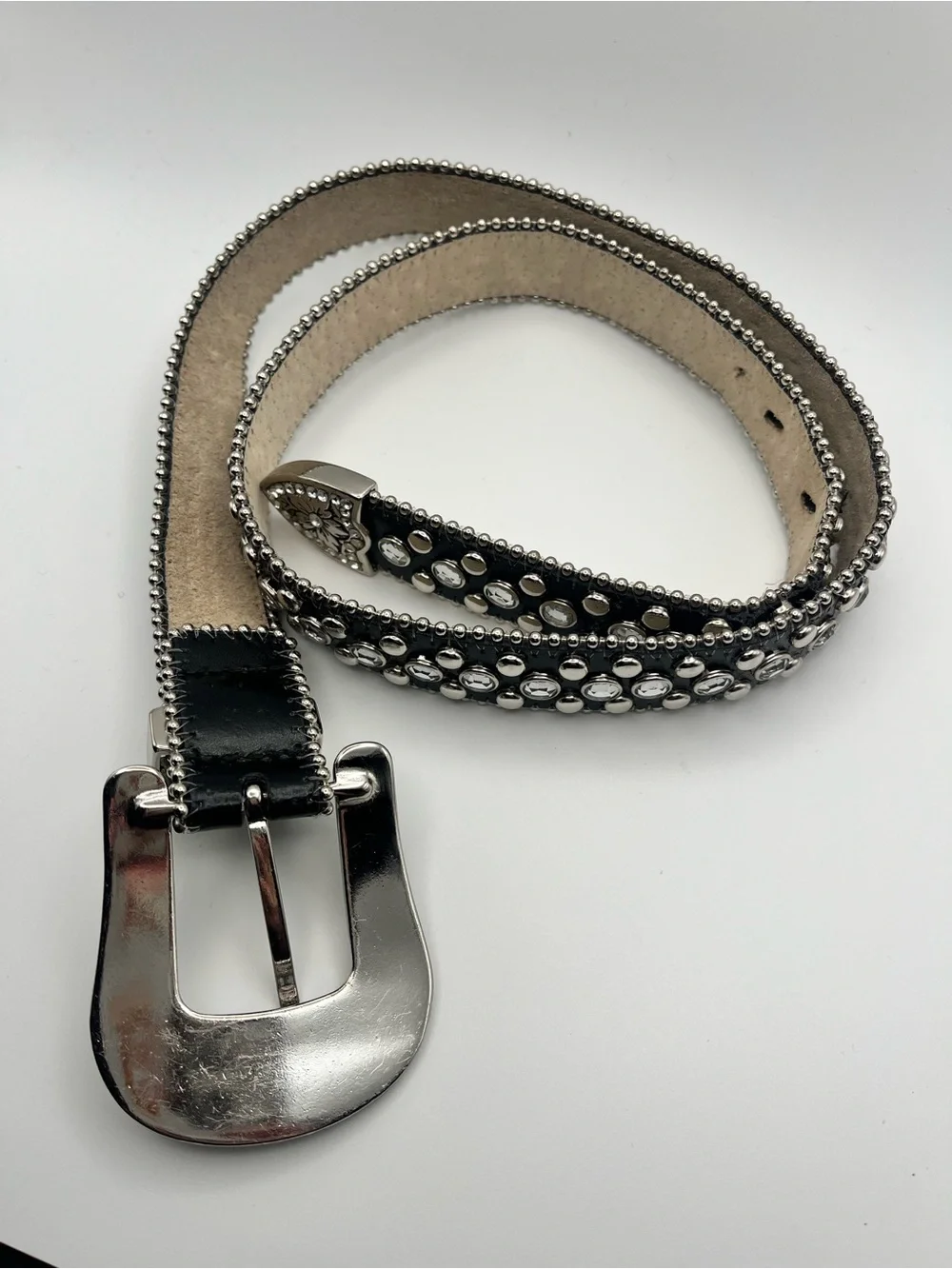 Vintage Y2K Rhinestone Studded Country Western Belt Black Silver Engraved Buckle